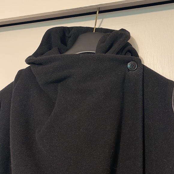 Wool and leather hooded coat - Picture 4 of 9